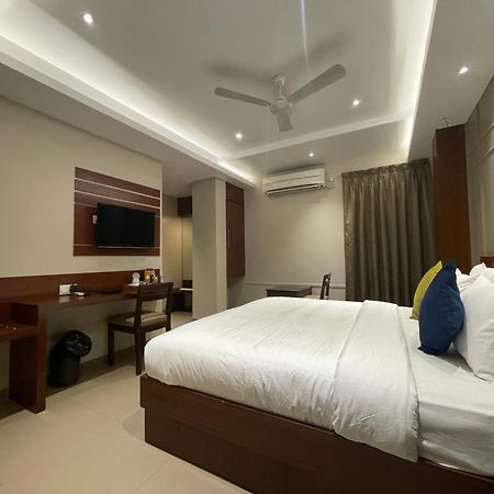 Hotel Five Elements Visakhapatnam Exterior foto