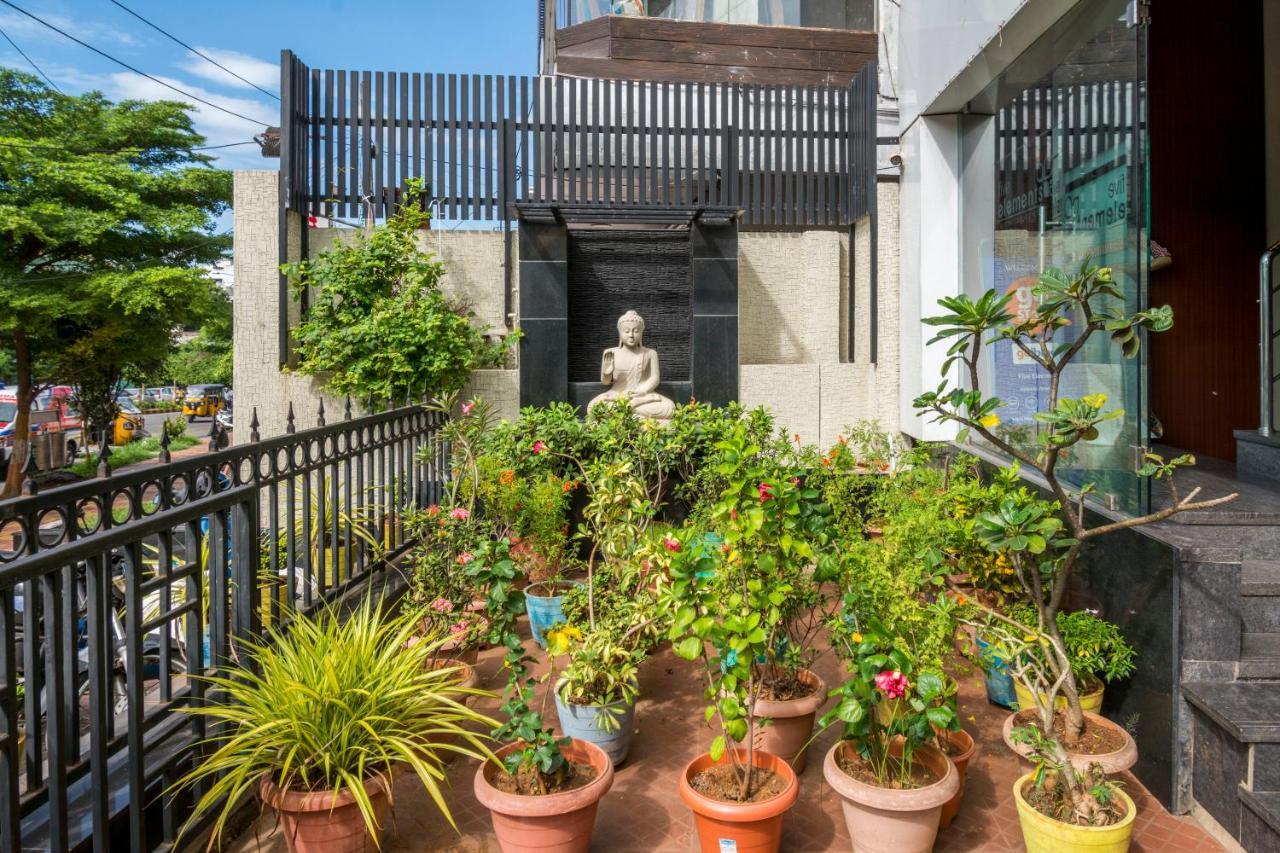 Hotel Five Elements Visakhapatnam Exterior foto