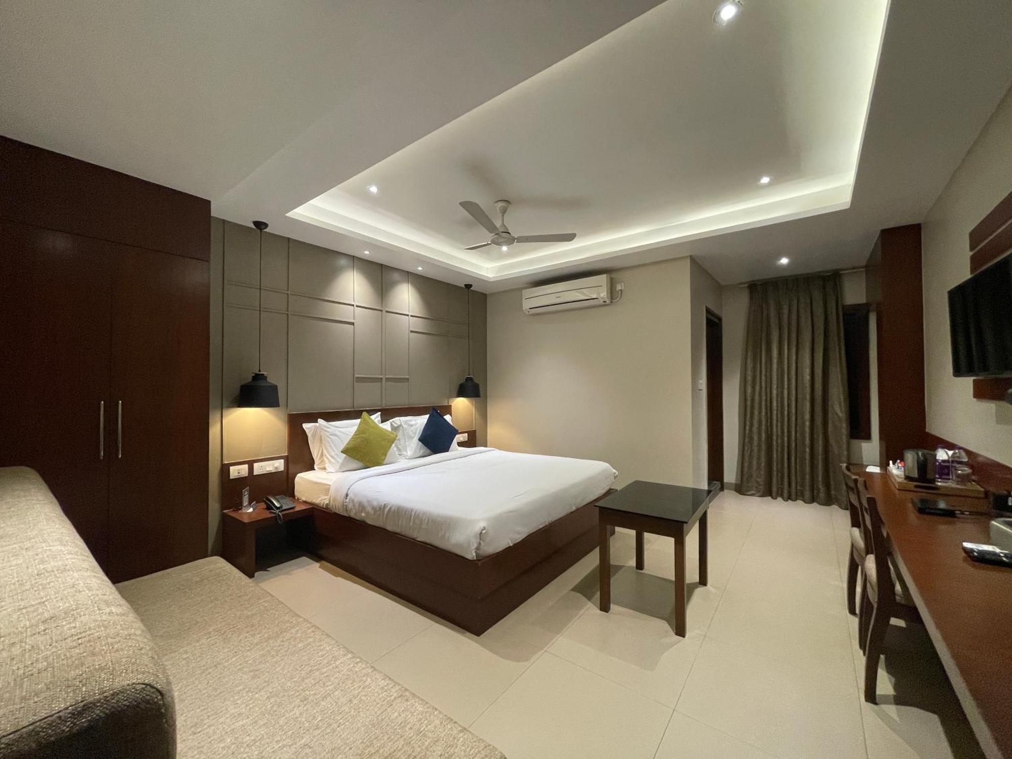 Hotel Five Elements Visakhapatnam Exterior foto